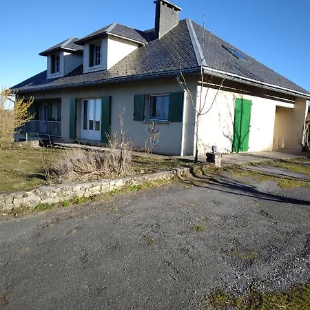 Room In Bb - Breakfast Included Ten Minutes From Lac De La Raviege Гостевой дом